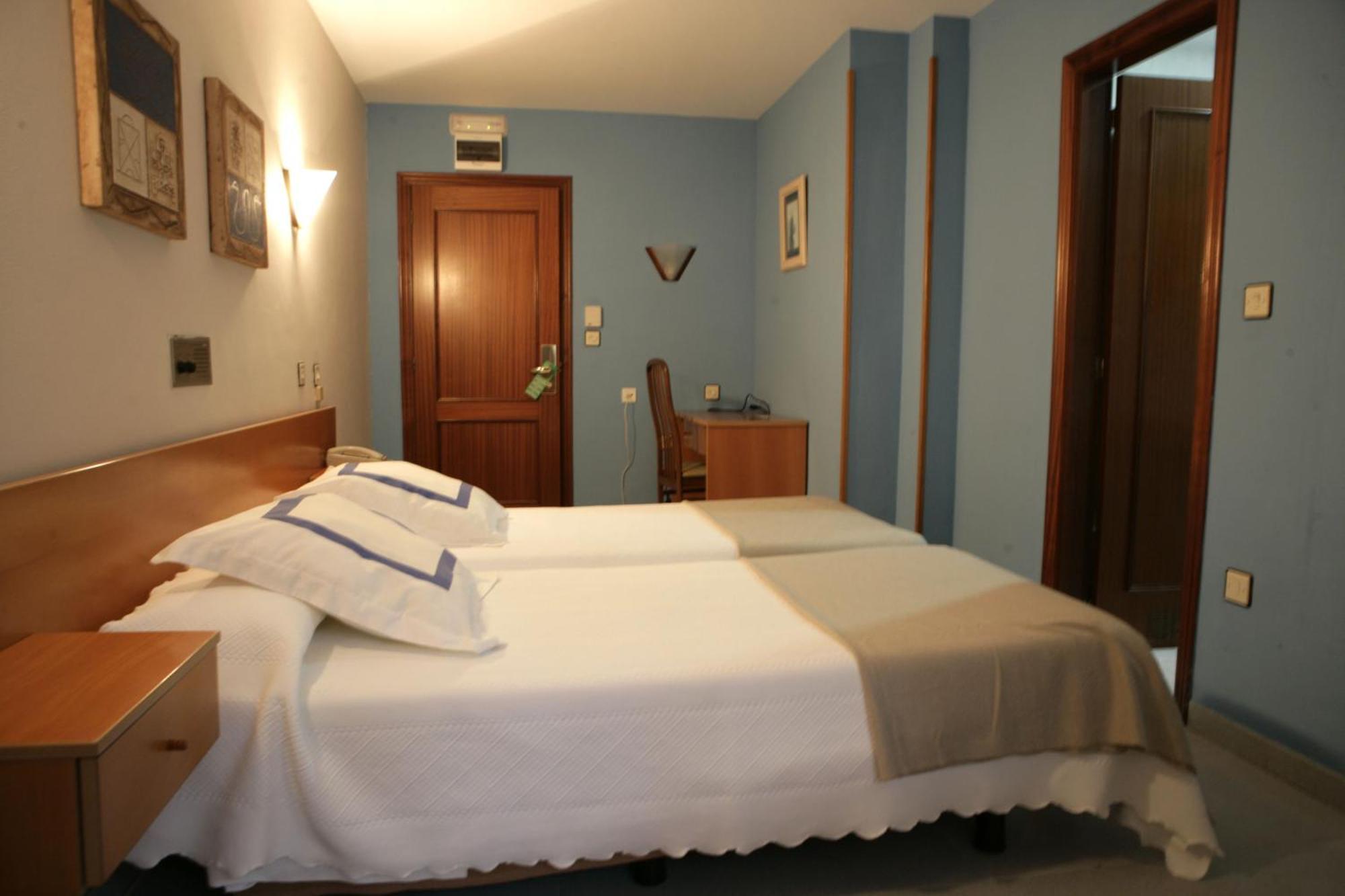 Hotel Azpiazu Cudillero Eksteriør billede