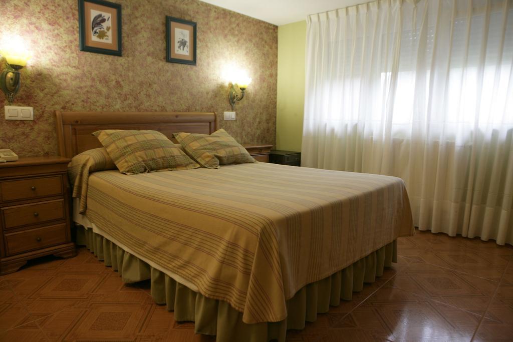 Hotel Azpiazu Cudillero Eksteriør billede